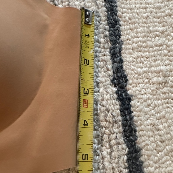 NWT EBY Seamless Warm Tan Bra - Picture 3 of 9